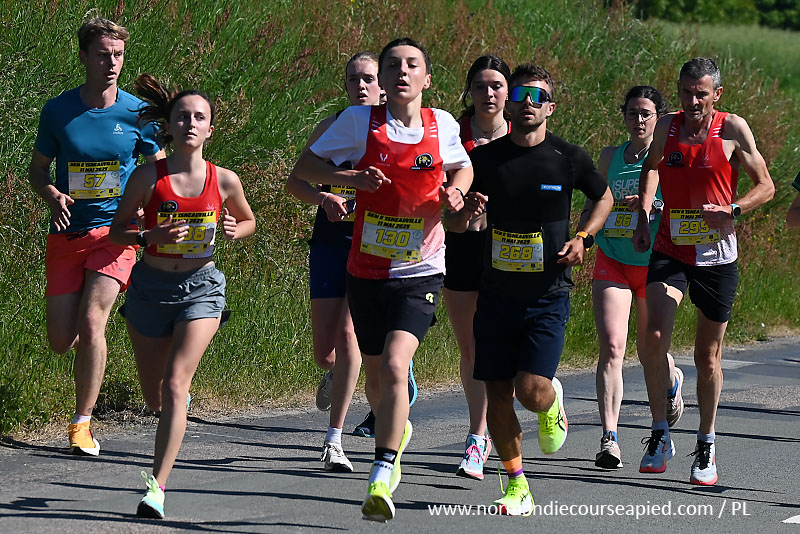 Photos 10 km d'Isneauville (76), Dimanche 11 mai 2025